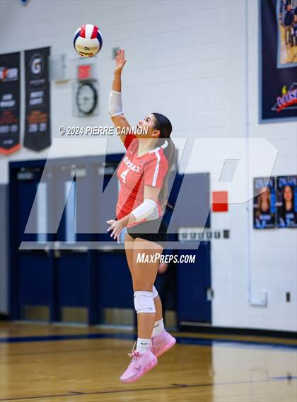 Thumbnail 1 in Gainesville vs Charles J. Colgan (VHSL Class 6 Region B Quarterfinal) photogallery.