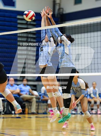 Thumbnail 1 in Gainesville vs Charles J. Colgan (VHSL Class 6 Region B Quarterfinal) photogallery.