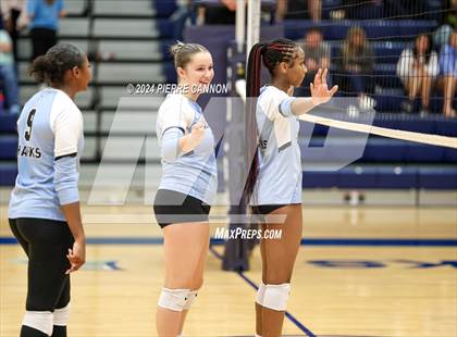 Thumbnail 1 in Gainesville vs Charles J. Colgan (VHSL Class 6 Region B Quarterfinal) photogallery.