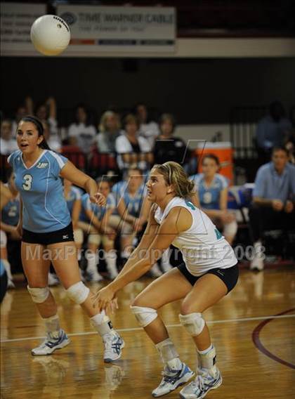 Thumbnail 3 in Rose vs. Mt. Tabor (NCHSAA Girls Volleyball 4A Final) photogallery.