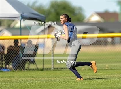 Thumbnail 2 in Boulder City vs. Fernley (NIAA 3A State Loser Final) photogallery.