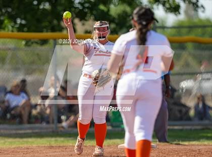 Thumbnail 2 in Boulder City vs. Fernley (NIAA 3A State Loser Final) photogallery.