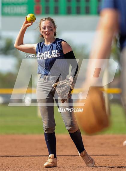 Thumbnail 3 in Boulder City vs. Fernley (NIAA 3A State Loser Final) photogallery.