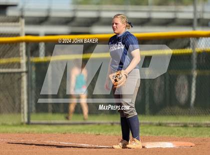 Thumbnail 2 in Boulder City vs. Fernley (NIAA 3A State Loser Final) photogallery.