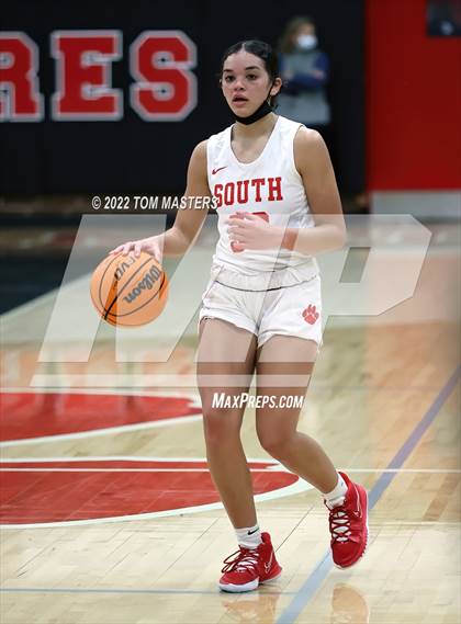 Thumbnail 1 in Myers Park @ South Mecklenburg photogallery.