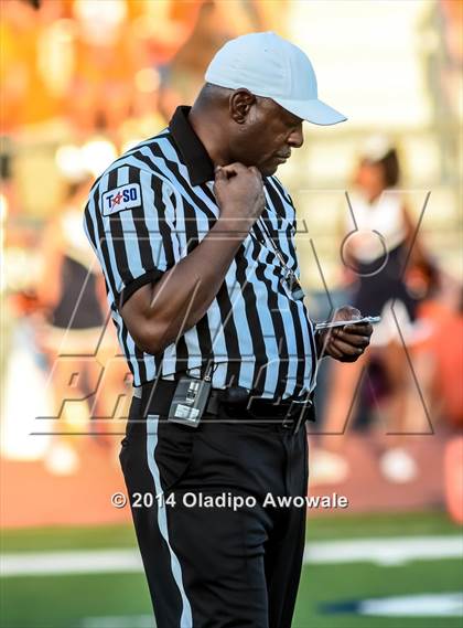 Thumbnail 2 in Little Elm vs Mckinney North photogallery.