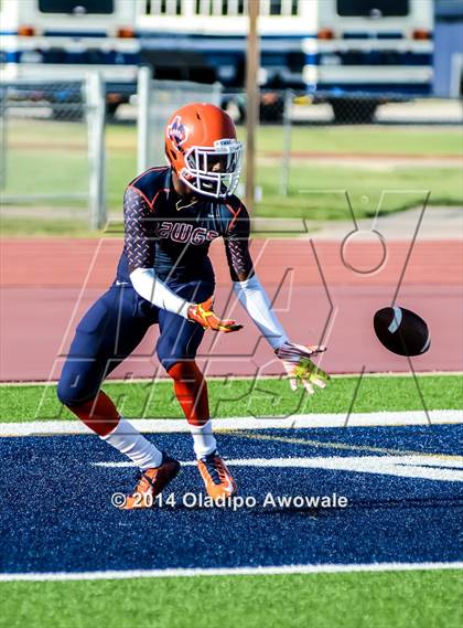 Thumbnail 3 in Little Elm vs Mckinney North photogallery.