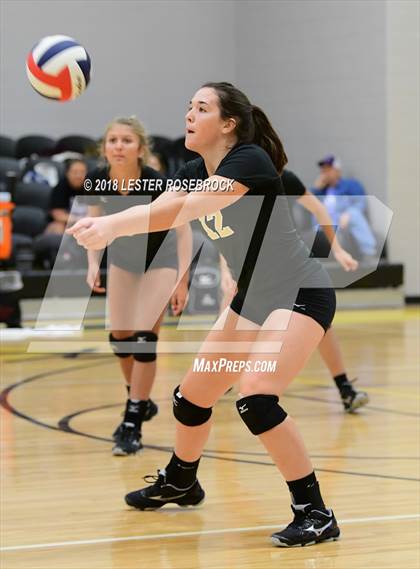 Thumbnail 1 in St. Joseph @ Yorktown (Yorktown South Texas Showdown) photogallery.