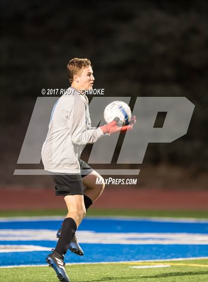 Thumbnail 1 in Grossmont @ Rancho Bernardo photogallery.