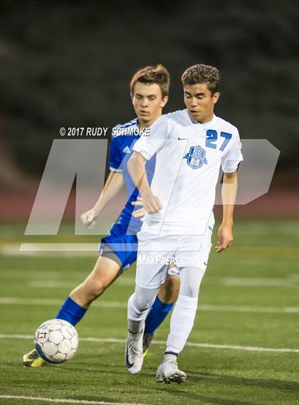 Thumbnail 1 in Grossmont @ Rancho Bernardo photogallery.
