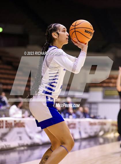 Thumbnail 3 in Tulare Union vs. Lompoc (CIF CS Division IV Championship) photogallery.