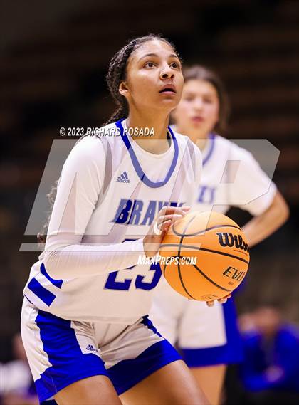 Thumbnail 3 in Tulare Union vs. Lompoc (CIF CS Division IV Championship) photogallery.