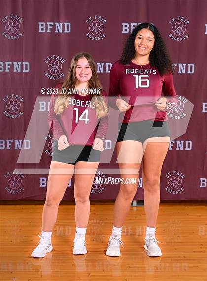 Thumbnail 2 in Cy-Fair Team Portraits photogallery.