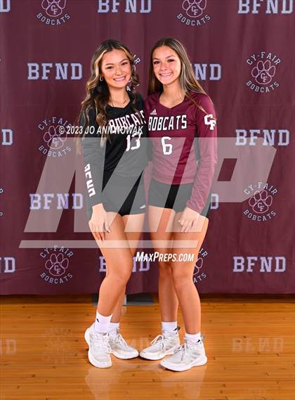 Thumbnail 1 in Cy-Fair Team Portraits photogallery.