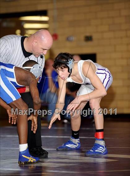 Thumbnail 1 in Mascoutah Class 2A Regional Wrestling Tournament photogallery.