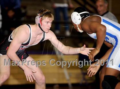 Thumbnail 3 in Mascoutah Class 2A Regional Wrestling Tournament photogallery.