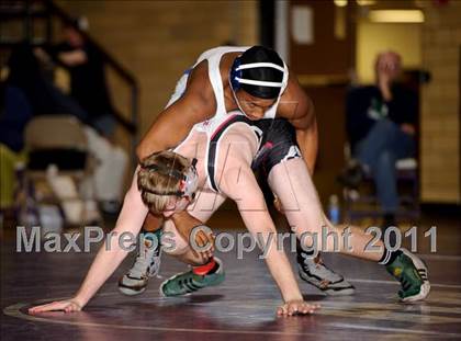 Thumbnail 2 in Mascoutah Class 2A Regional Wrestling Tournament photogallery.
