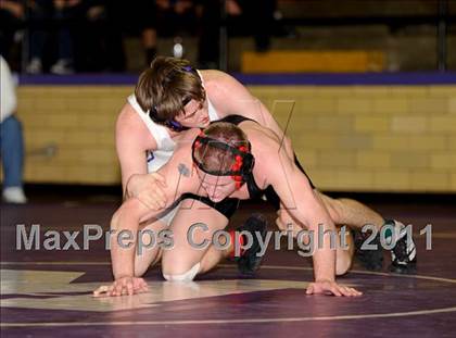 Thumbnail 2 in Mascoutah Class 2A Regional Wrestling Tournament photogallery.