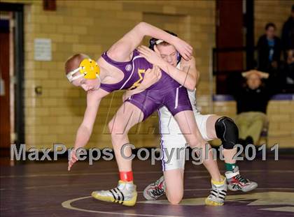 Thumbnail 1 in Mascoutah Class 2A Regional Wrestling Tournament photogallery.