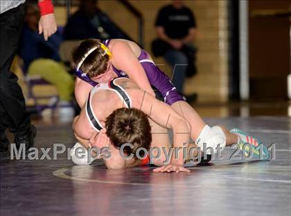 Thumbnail 2 in Mascoutah Class 2A Regional Wrestling Tournament photogallery.