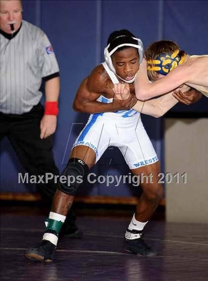 Thumbnail 3 in Mascoutah Class 2A Regional Wrestling Tournament photogallery.