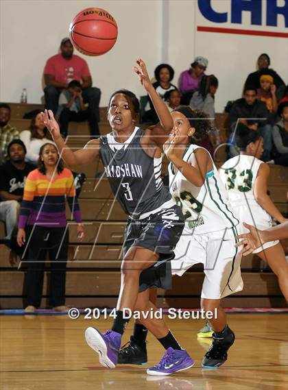 Thumbnail 3 in Bradshaw Christian vs. Monterey Trail (Christian Brothers Holiday Classic) photogallery.