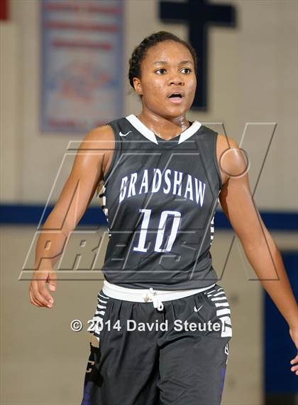 Thumbnail 3 in Bradshaw Christian vs. Monterey Trail (Christian Brothers Holiday Classic) photogallery.