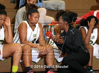 Thumbnail 2 in Bradshaw Christian vs. Monterey Trail (Christian Brothers Holiday Classic) photogallery.