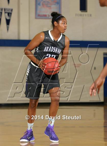Thumbnail 3 in Bradshaw Christian vs. Monterey Trail (Christian Brothers Holiday Classic) photogallery.