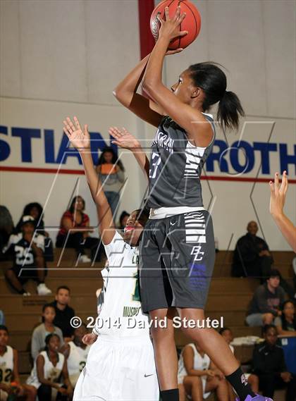 Thumbnail 2 in Bradshaw Christian vs. Monterey Trail (Christian Brothers Holiday Classic) photogallery.