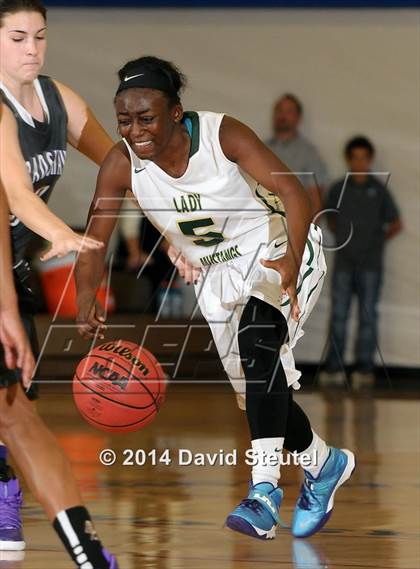 Thumbnail 1 in Bradshaw Christian vs. Monterey Trail (Christian Brothers Holiday Classic) photogallery.