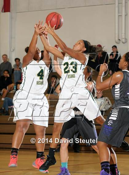 Thumbnail 1 in Bradshaw Christian vs. Monterey Trail (Christian Brothers Holiday Classic) photogallery.