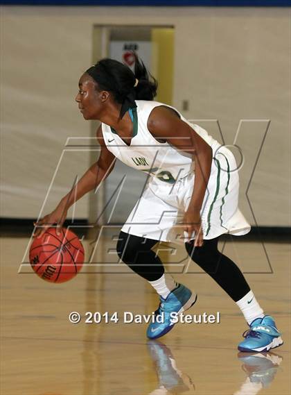 Thumbnail 3 in Bradshaw Christian vs. Monterey Trail (Christian Brothers Holiday Classic) photogallery.