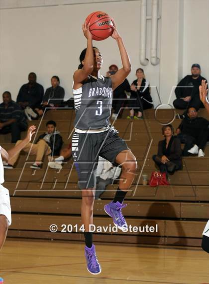 Thumbnail 1 in Bradshaw Christian vs. Monterey Trail (Christian Brothers Holiday Classic) photogallery.