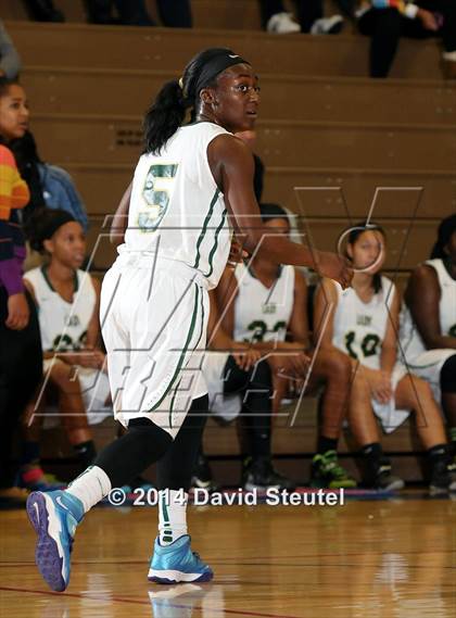 Thumbnail 3 in Bradshaw Christian vs. Monterey Trail (Christian Brothers Holiday Classic) photogallery.