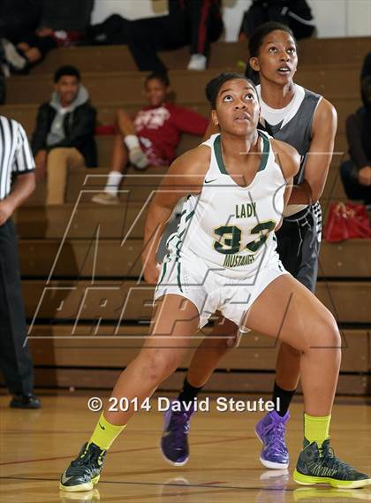 Thumbnail 2 in Bradshaw Christian vs. Monterey Trail (Christian Brothers Holiday Classic) photogallery.