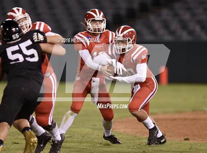 Thumbnail 1 in Servite vs. Mater Dei photogallery.