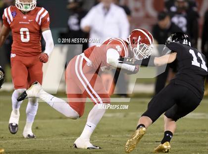 Thumbnail 2 in Servite vs. Mater Dei photogallery.