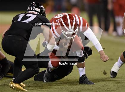 Thumbnail 1 in Servite vs. Mater Dei photogallery.