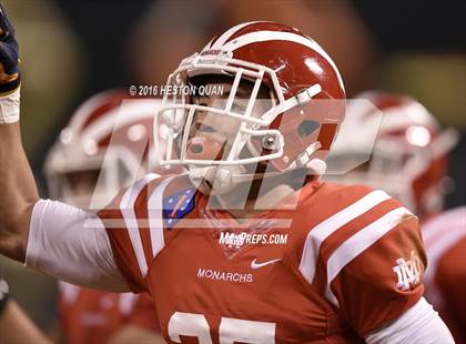 Thumbnail 2 in Servite vs. Mater Dei photogallery.