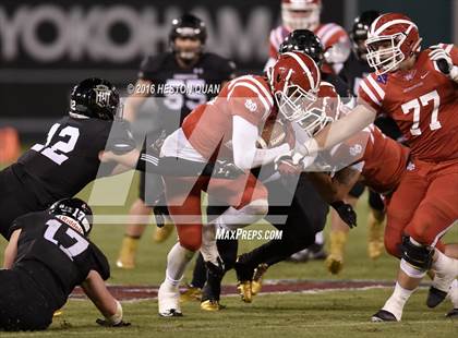 Thumbnail 3 in Servite vs. Mater Dei photogallery.