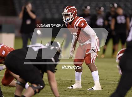 Thumbnail 3 in Servite vs. Mater Dei photogallery.