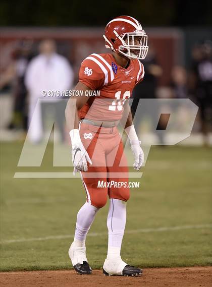 Thumbnail 1 in Servite vs. Mater Dei photogallery.