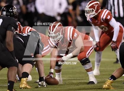 Thumbnail 1 in Servite vs. Mater Dei photogallery.