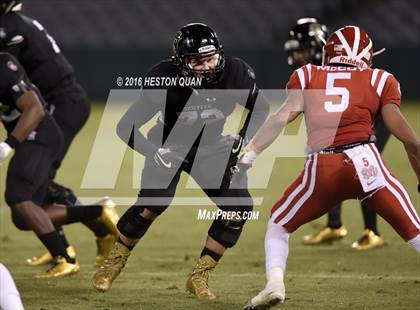 Thumbnail 1 in Servite vs. Mater Dei photogallery.
