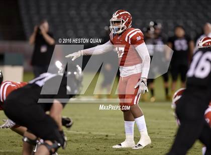 Thumbnail 2 in Servite vs. Mater Dei photogallery.