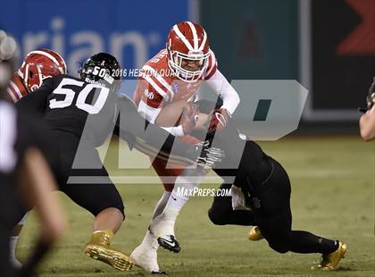Thumbnail 2 in Servite vs. Mater Dei photogallery.