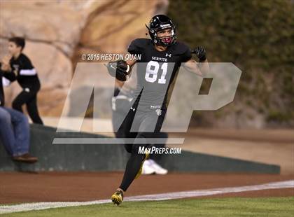Thumbnail 3 in Servite vs. Mater Dei photogallery.