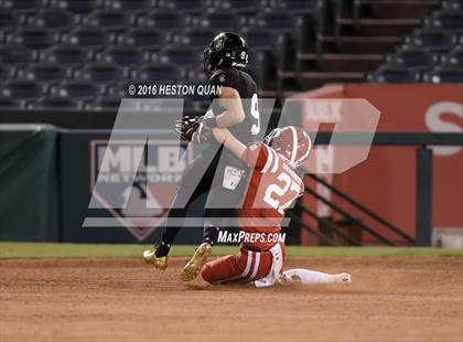 Thumbnail 2 in Servite vs. Mater Dei photogallery.