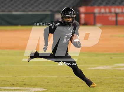Thumbnail 1 in Servite vs. Mater Dei photogallery.
